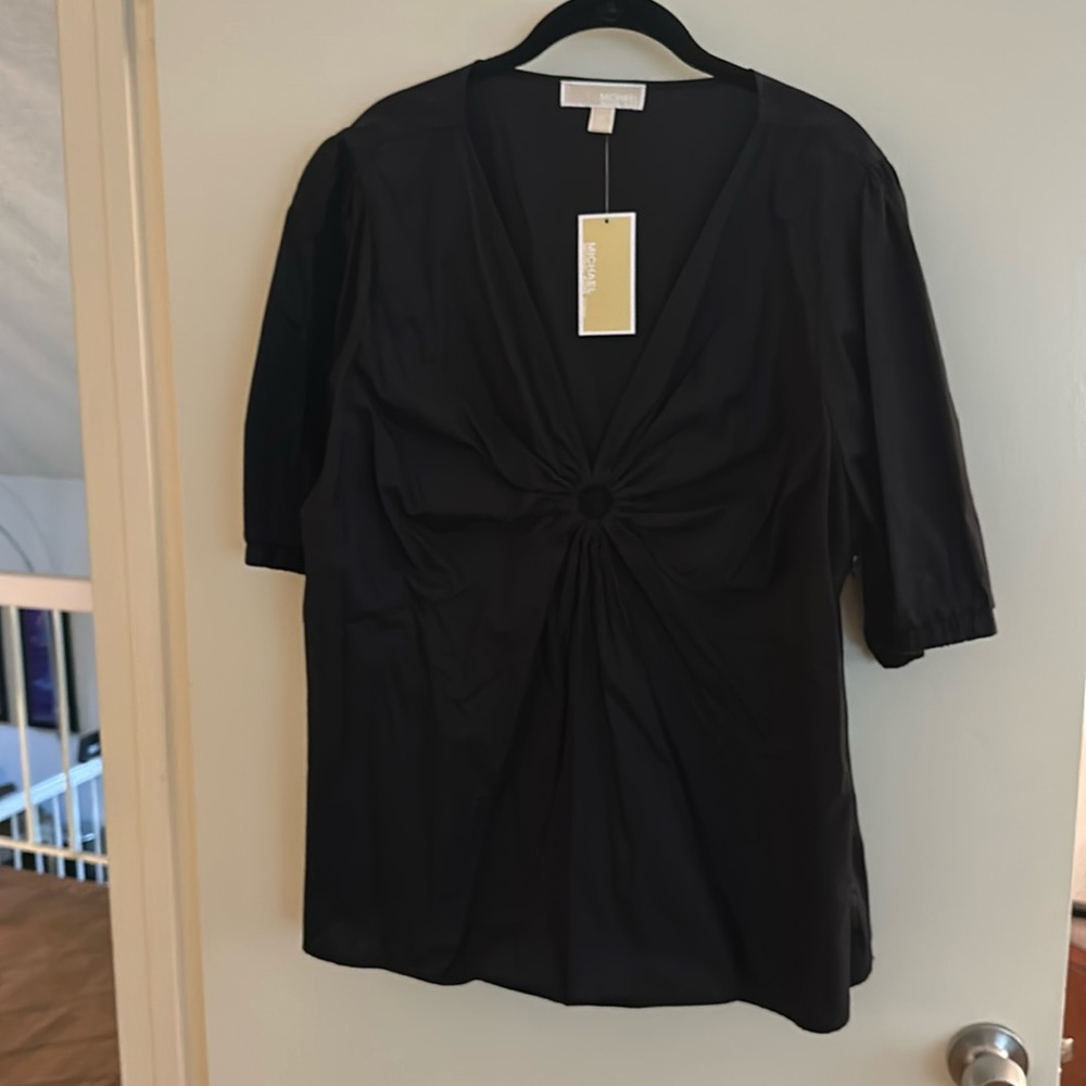 Michael Kors black v-neck top 2X NWT